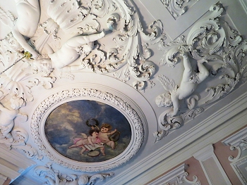 Die Rumlichkeiten: Klassisch-barock