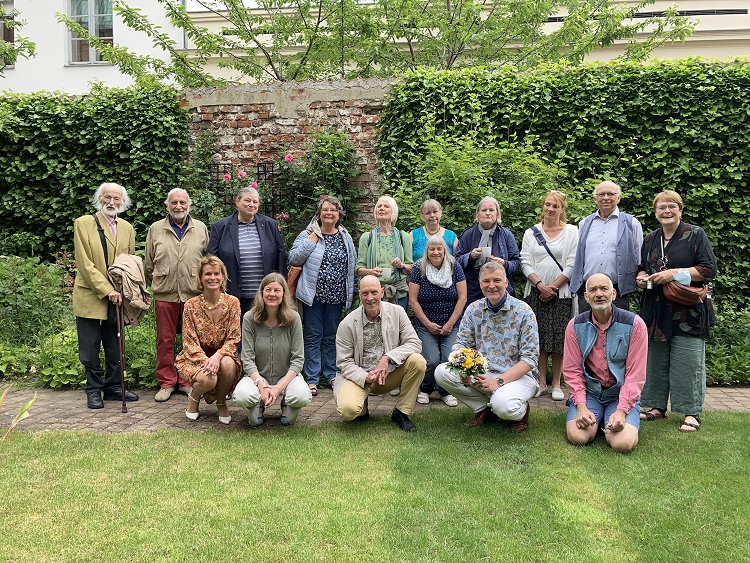 Gruppenbild mit Dame, unserer umsichtigen und freundlichen Gastgeberin